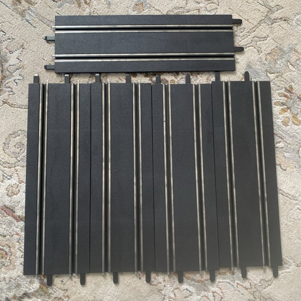 CARRERA GO 1:43 SCALE STRAIGHT TRACK X5 PIECES 13.5 INCHES TESTED AND WORKING